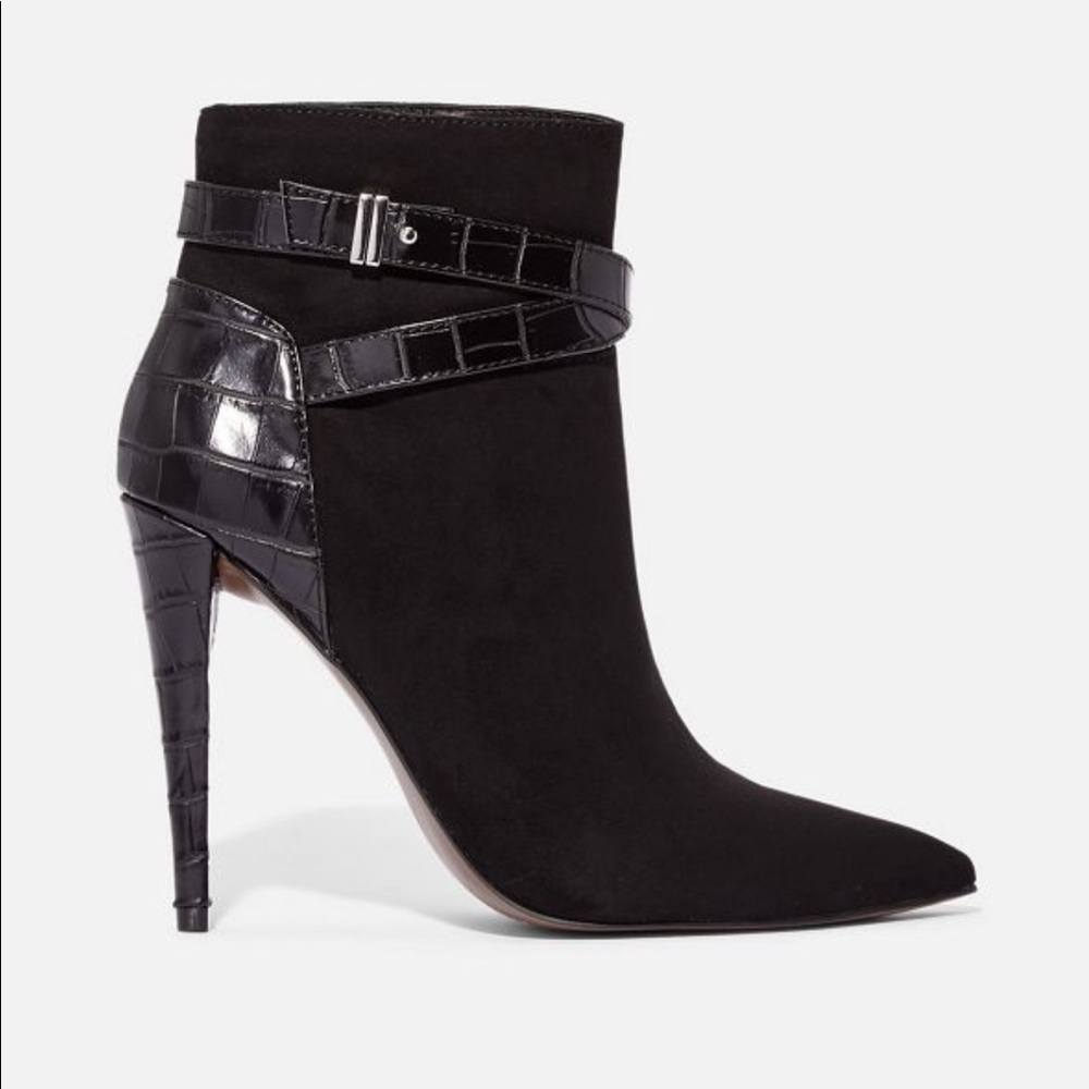 JustFab Khloelle Ankle Boots size 7.5 - Picture 7 of 9
